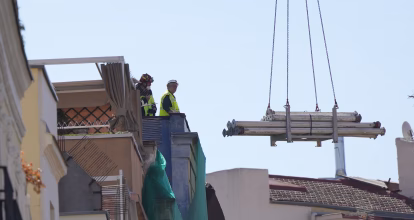 Un edificio colapsa en el centro de Madrid: hay varios heridos