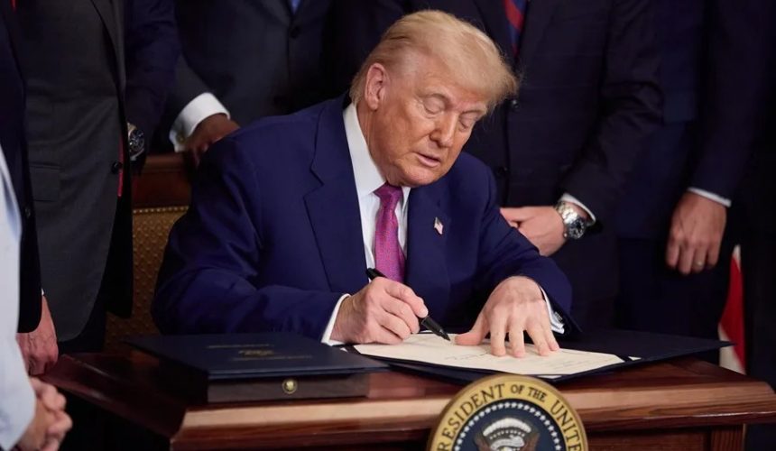 Trump firma una orden para garantizar la seguridad de Catar tras el ataque de Israel