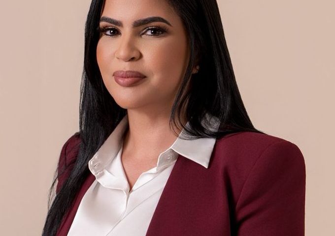 Empresaria dominicana es reconocida por su trayectoria en Islas Turcas y Caicos