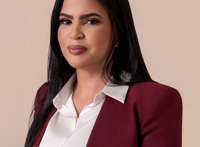 Empresaria dominicana es reconocida por su trayectoria en Islas Turcas y Caicos