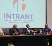 Intrant anuncia nuevo contrato para emisión de licencias de conducir; Estado recibirá más de RD$1,000 millones en beneficios