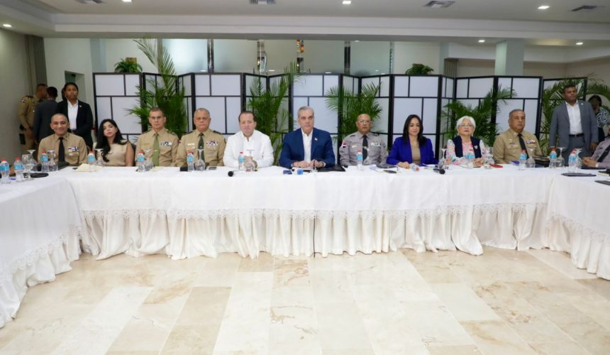 Presidente Abinader encabeza reunión de seguimiento al Plan de Seguridad Ciudadana