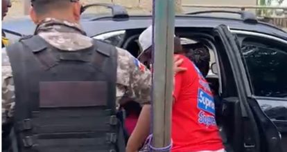 PN intercepta jeepeta con nueve haitianos indocumentados en SFM
