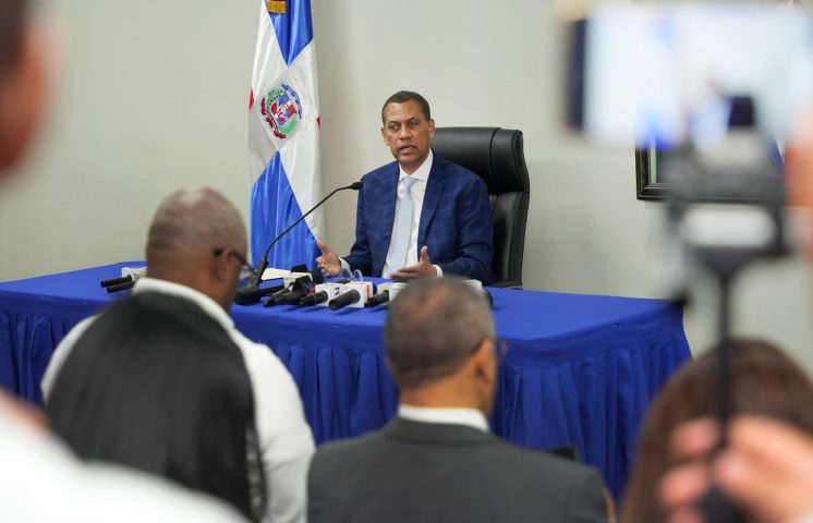 Cultura de mentiras se ha querido instaurar como regla en RD, advierte presidente del INDOTEL