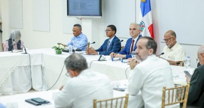 Comunidad estudiantil respalda la “Mesa de los cinco pilares” impulsada por el ministro de educación