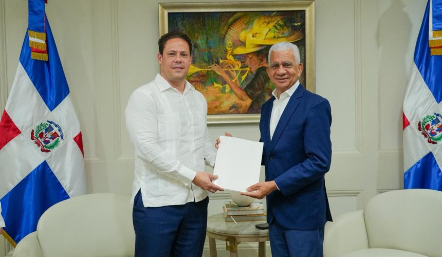 Depositan en el Senado anteproyecto de modificación de la Ley 160-21