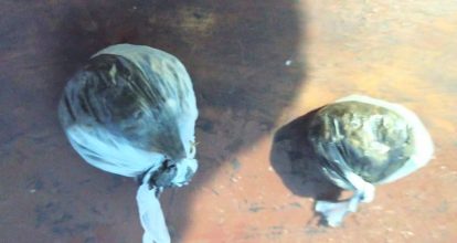 Policía apresa hombre en posesión de sustancias narcóticas en Cabral, Barahona