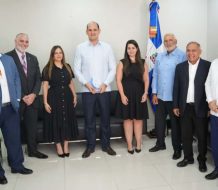 Adosume reconoce gestión de Adolfo Pérez en PROMESE/CAL