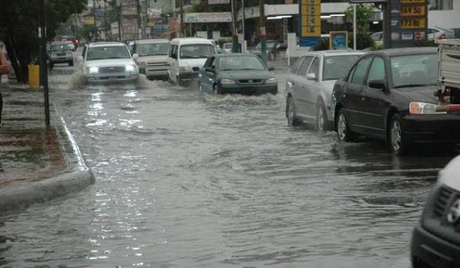 Activa onda tropical seguirá produciendo fuertes aguaceros; alerta por inundaciones
