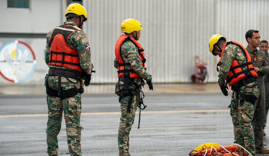 Fuerzas Armadas preparan operativo de rescate y asistencia por el paso de la tormenta Melissa