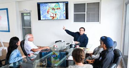 Oficina Senatorial de Santiago coordina acciones preventivas ante la tormenta tropical Melissa