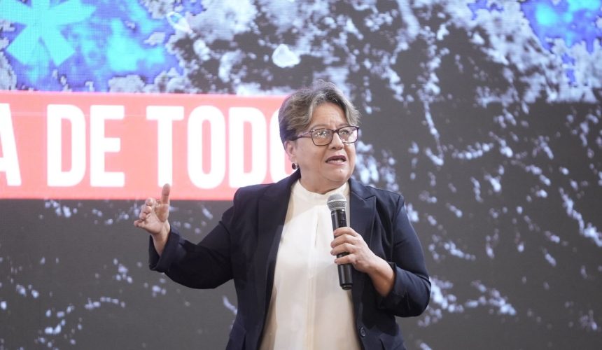 Gloria Ceballos prevé entre 150 y 200 milímetros más de lluvias por huracán Melissa