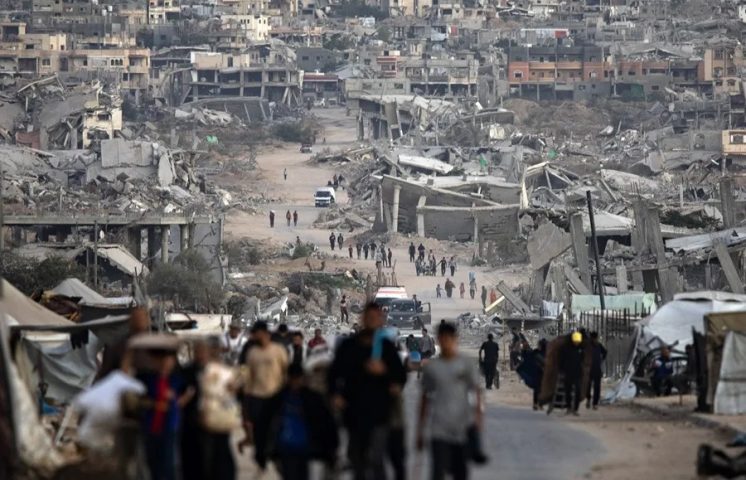 Un muerto y seis heridos en un ataque aéreo israelí en el sur de Gaza