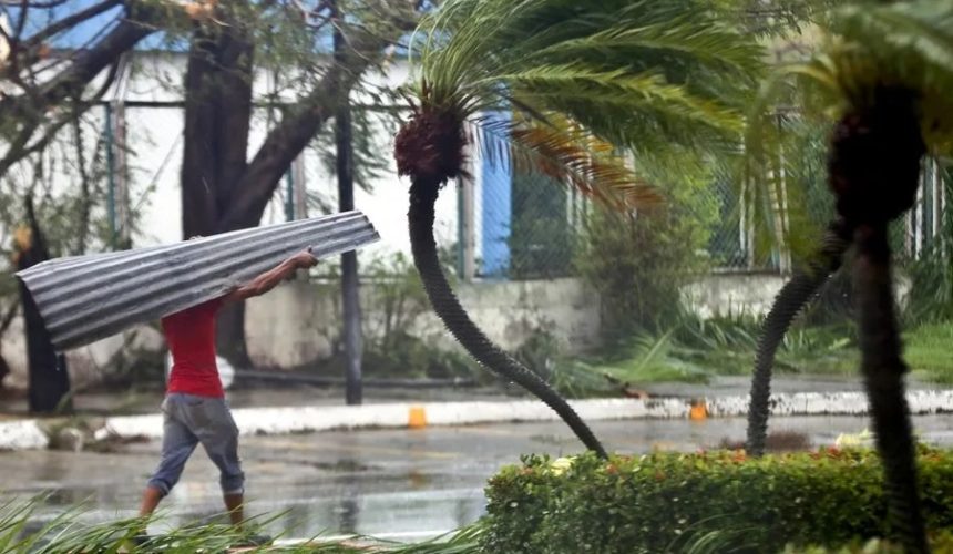 El huracán Melissa se acerca a Bermudas con categoría 2, tras devastar Haití, Jamaica y Cuba