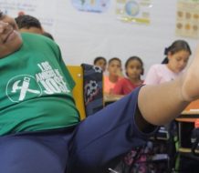 Jonás Sánchez: la fuerza y ternura de un niño que escribe su historia con sus pies y el corazón