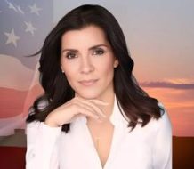 Llega al país Leah Francis Campos, nueva embajadora de Estados Unidos en RD