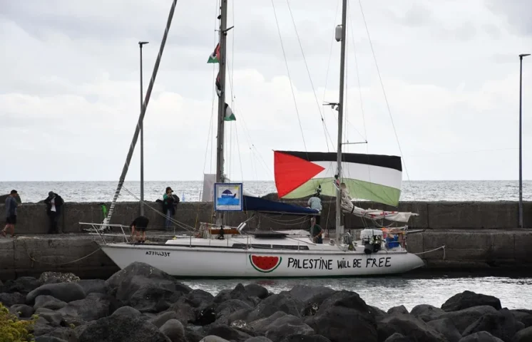 La Armada de Israel detiene al periodista español Néstor Prieto en un barco de la flotilla rumbo a Gaza