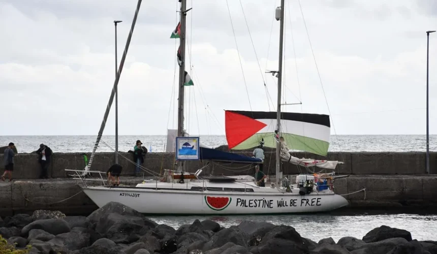 La Armada de Israel detiene al periodista español Néstor Prieto en un barco de la flotilla rumbo a Gaza