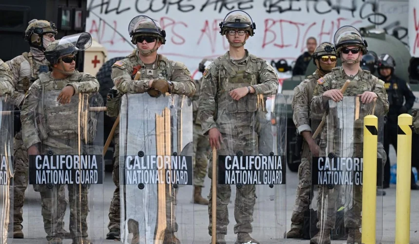 Jueza impide a Trump enviar miembros de la Guardia Nacional de California a Oregón