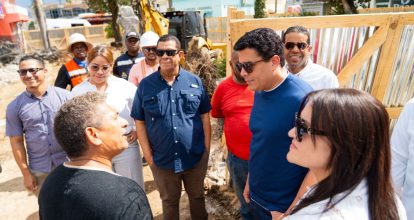 Ministro Collado supervisa avances de obras turísticas en Higüey