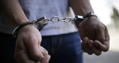 Imponen tres meses de prisión preventiva a hombre acusado de agredir su pareja en SFM