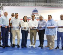 Gobierno inaugura nuevas instalaciones deportivas en Salinas, Peravia, y Tábara Abajo, en Azua
