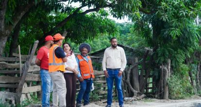 Gobierno inicia el asfaltado de 8 kilómetros de una carretera en Dajabón