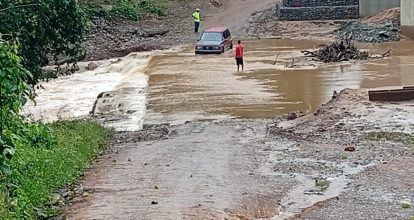 Crecida de ríos en Monte Plata deja sectores incomunicados