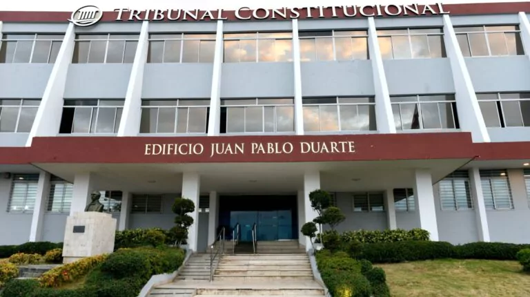 Defensa de recurso contra prohibición de relaciones LGBT advierten fallo vincula a todo el Estado