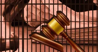 Dictan prisión preventiva a exoficial del Estado Civil por falsificación de actas y apropiación de terrenos