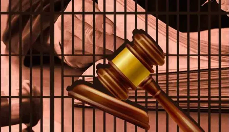 Dictan prisión preventiva a exoficial del Estado Civil por falsificación de actas y apropiación de terrenos