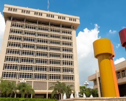 El Banco Central aclara la transición al nuevo estándar global de pagos a partir de este mes