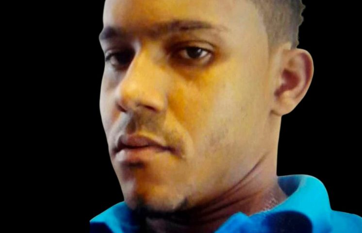 Muere hombre tras chocar su motocicleta con poste de luz en Samaná