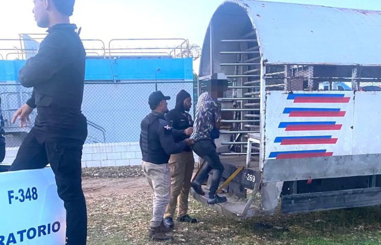 DGM detuvo 655 extranjeros indocumentados y deportó otros 740