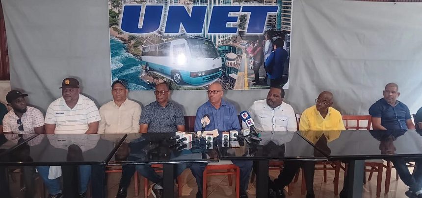 Anuncian aumento en tarifas de pasajes y fletes si no hay solución a suspensión combustible compensado