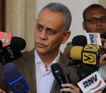 Manolo Pichardo: Aplazamiento de la Cumbre evidencia incapacidad para lograr consenso