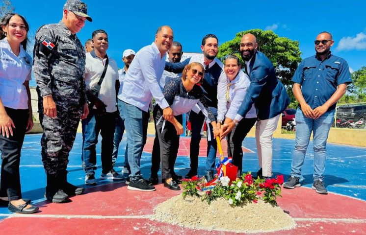 Alcalde Alexander Rodríguez celebra su cumpleaños impulsando cuatro obras deportivas en La Otra Banda