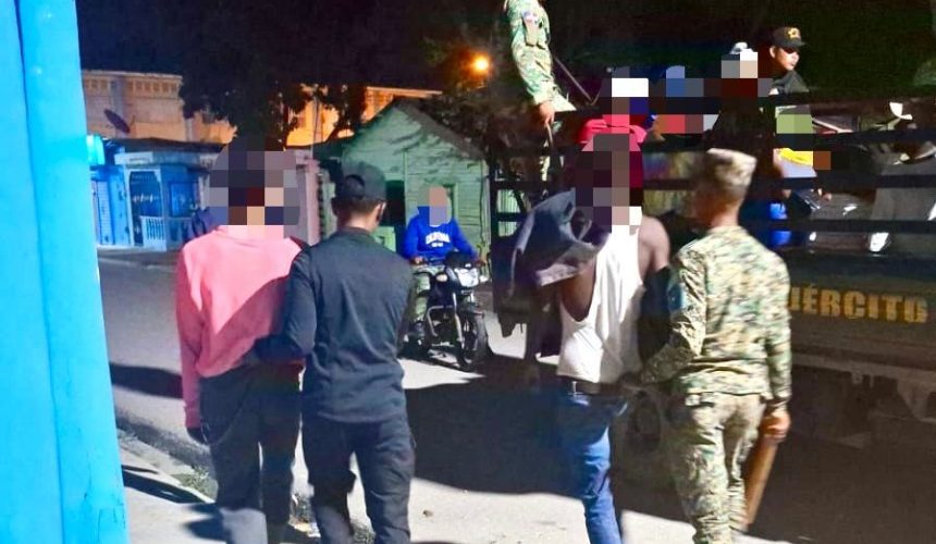 Migración interviene en San Juan de la Maguana y detiene 117 extranjeros en condición irregular