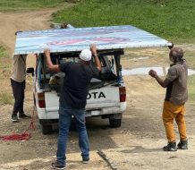 Retiran exceso de vallas publicitarias irregulares en principales carreteras del país