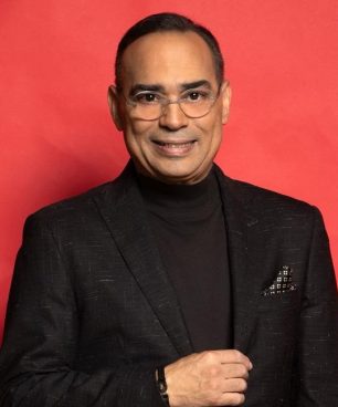Gilberto Santa Rosa interpretará el Himno Nacional de Puerto Rico en el “ShowDown