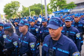 Jueza del Tribunal Constitucional plantea que militares y policías deberían poder votar