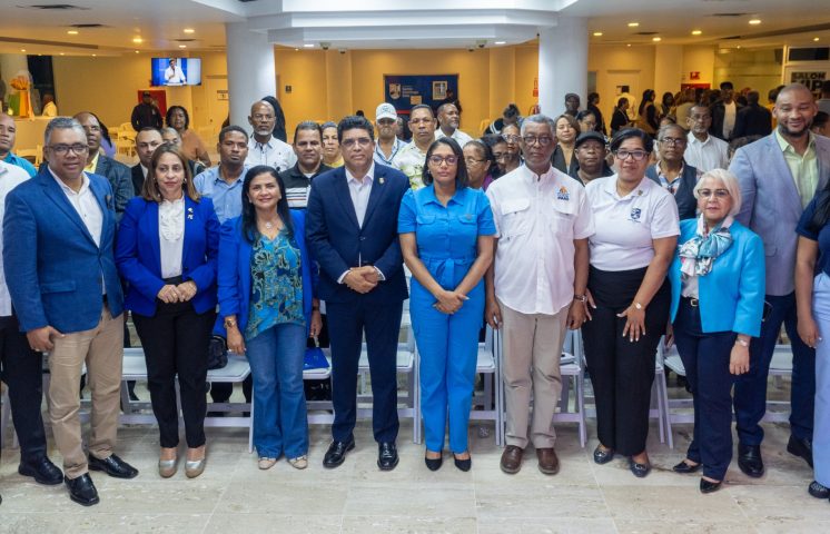 Alcaldía de SDE Invertirá 300 Millones en 100 Obras de Presupuesto Participativo Municipal 2026