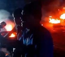 ¡Sin agua y sin luz! Residentes de Navarrete protestan por falta de suministros