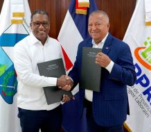 IDOPPRIL y Ayuntamiento de San Cristóbal firman convenio de seguridad y salud laboral