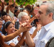 Abinader inaugura este sábado recinto UASD en Bahoruco y entregará títulos de propiedad