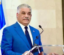 Miguel Vargas advierte deterioro del clima social por crisis económica y escándalos oficiales