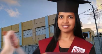 Maestra es herida con arma blanca tras intervenir en pelea de estudiantes en Sabana de la Mar