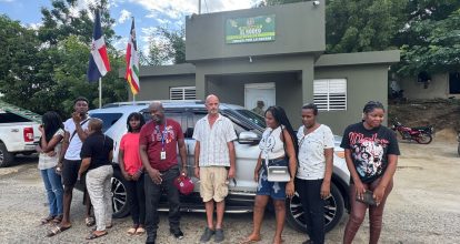 Ejército detiene ciudadano canadiense que transportaba a ocho haitianos indocumentados en Dajabón