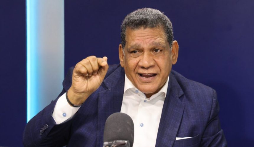 Rubén Maldonado denuncia estafa eléctrica del PRM y convoca marcha el 30 de noviembre