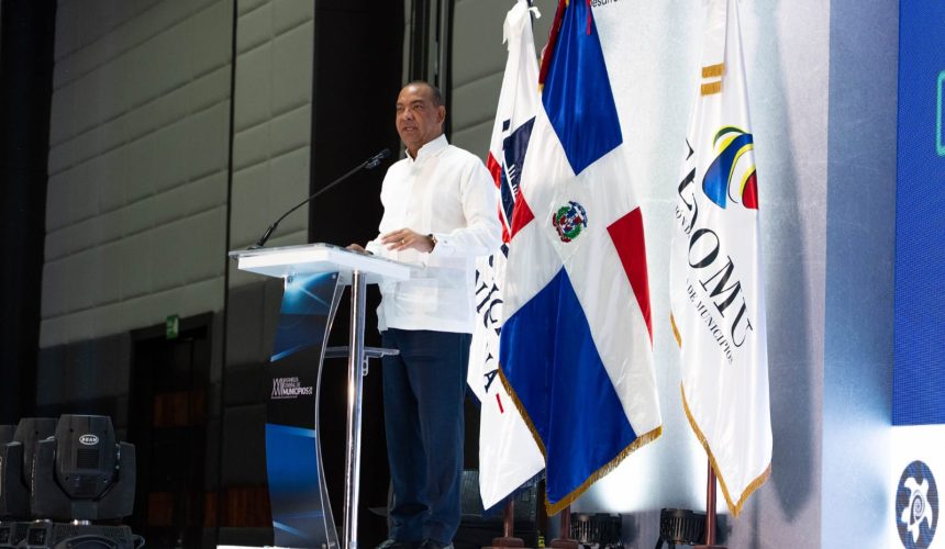 Coordinador Gabinete Transporte sostiene ayuntamientos deben recobrar su gestiónen el tránsito